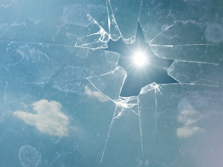 The Great Benefits Of Getting Professional Services For Repairing Vehicle Glass